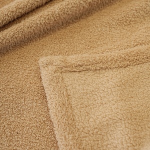 Manta de Microfibra Color Caqui, Cubrecama de Felpa Sintética, Suave y Esponjosa, para Camas de Masaje y Salones - Product Image 3