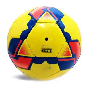 Pelota de fútbol cosida a máquina duradera hecha de PVC PU para deportes de fútbol al aire libre entrenamiento de partidos de adultos - Product Image 3