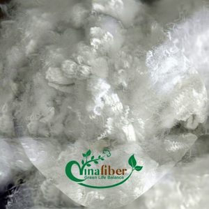Matelas de haute qualité en fibres courtes de polyester recyclé blanc 6D SD, matière première certifiée GRS, non tissé, filé à la machine - Product Image 1