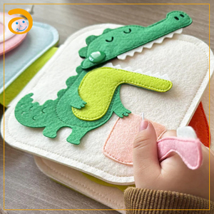 <span class=keywords><strong>Libro</strong></span> de Actividades de Fieltro Personalizado al por Mayor, Juguete Educativo Montessori, <span class=keywords><strong>Libro</strong></span> de Tela Suave para Bebés y Niños Pequeños - Product Image 4