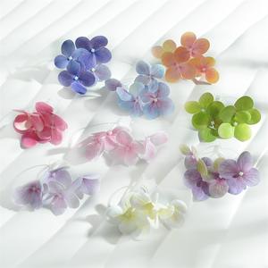 زهرة البرسيم الاصطناعية رباعية الأوراق ذات الملمس الطبيعي، زهرة الأوركيد الفراشية، دبوس شعر بزهرة، زهور الهيدرانجيا الاصطناعية - Product Image 1