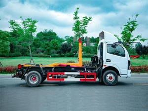 Fuel-Efficient Dongfeng 8 Cubic Meters Roll-off Refuse Truck for Construction <b>Waste</b> and Industrial Trash Transportation - Product Image 4