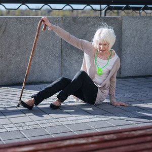 Người Cao Tuổi Y Tế Hệ Thống Cảnh Báo Châu Âu <span class=keywords><strong>GPS</strong></span> <span class=keywords><strong>Tracker</strong></span> 2G Xách Tay Pendent Với Sạc Dock - Product Image 2