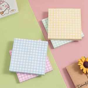 กระดาษโน้ตแบบมีกาวในตัว ลายตารางหลากสี สวยงาม ขนาด 7.6x7.6 ซม. เหมาะสำหรับนักเรียน ทำการบ้าน ใช้ในสำนักงาน หรือเรียนหนังสือ - Product Image 5