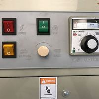 Hipac FR900W Machine horizontale continue de scellage de bande de sac en plastique Application de boisson Machine de thermoscellage de tasse de crème glacée
