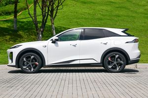 Nuevo Deepal S07 2026 RWD EV/EREV SUV Mediano 630km CLTC Huawei ADS <span class=keywords><strong>SE</strong></span> 8295P FSD Suspensión Distancia entre Ejes de 2900mm - Product Image 4