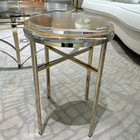 Table d'appoint de canapé moderne en cristal italien de qualité supérieure Meubles d'appoint de salon de luxe avec cadre en acier inoxydable Matériau métallique