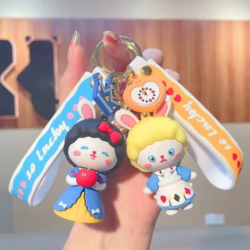 도매 3D 실리콘 만화 Kawaii 과일 토끼 열쇠 고리