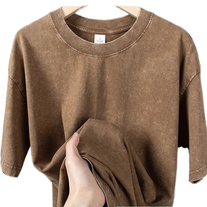 เสื้อยืดคอตตอน 100% หนัก 300 กรัม ทรงโอเวอร์ไซส์ ป้องกันขนร่วง สไตล์วินเทจ ล้างสีแบบแอซิดวอช สตรีทแวร์ ทรงดรอปไหล่ สำหรับผู้ชาย - Product Image 1