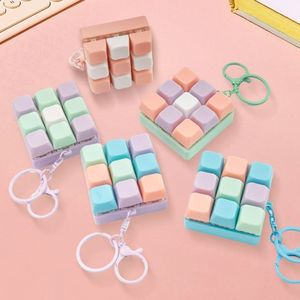 Mini clavier 9 touches couleur pastel, jouet anti-stress, porte-clés clicker sensoriel, breloque de sac pour enfants et adultes, cadeau pour usage quotidien - Product Image 1