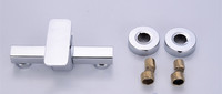 Robinet mitigeur carré de douche de salle de bain chromé moderne Vente en gros Alliage de zinc Mitigeur en céramique Robinet de baignoire eau chaude et froide