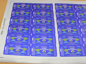 Autocollant d'étiquette alimentaire d'impression de <span class=keywords><strong>code</strong></span> à barres polychrome de haute qualité, étiquette d'emballage alimentaire auto-adhésive imprimée au meilleur <span class=keywords><strong>prix</strong></span> - Product Image 2