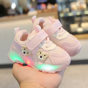 Zapatos Deportivos para Bebés 2025, Estilo Moderno con Luces LED, Cómodos, Transpirables y Casuales para Correr - Product Image 3