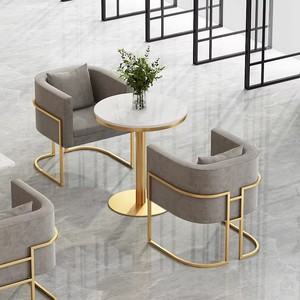 Chaise de salle à manger moderne de luxe en bois massif avec revêtement en similicuir et pieds en bois doré, mobilier de maison, chaise d'appoint pour salle à manger - Product Image 4