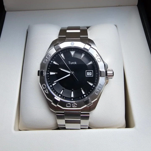 นาฬิกาข้อมือผู้ชายหน้าปัดสีดำเรียบง่ายสไตล์ธุรกิจ พร้อมตัวเรือน กลไกควอตซ์ แสดงวันที่ หน้าปัดอนาล็อก สายสแตนเลส คริสตัลแซฟไฟร์ ขนาด 20 มม. - Product Image 1