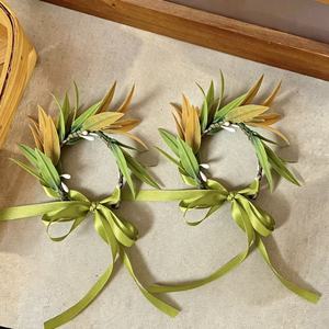 Serre-tête tressé en fausses feuilles hawaïennes, coiffe pour adulte, idéal pour les mariages, les anniversaires, les fêtes de fiançailles, les festivals de danse - Product Image 3