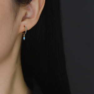 Juego de Aretes de Plata de Ley S925 2025, Chapados en Oro de 18K, Geométricos con Circonita, Elegantes y Modernos para Mujer, Ideales para Fiestas, Bodas y Regalos - Product Image 2
