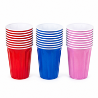 En stock – Gobelet de fête 16 oz en PP bicolore, design diamant, profil unique et attrayant, idéal pour les célébrations de remise des diplômes et les fêtes.