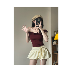 Camiseta de Alta Calidad para Mujer, Varios Colores, Estilo Coreano, Marca Privada, Top Femenino con Volantes y Cuello Bardot, Muestra Gratis - Product Image 1