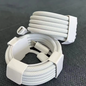 ซัพพลายเออร์เซินเจิ้น <span class=keywords><strong>สาย</strong></span><span class=keywords><strong>ชาร์จ</strong></span>เร็ว 240W 5A แบบถักไนลอน Type-C to Type-C ยาว 2 เมตร รองรับกระแสไฟสูง รับผลิตจำนวนมาก พร้อมสกรีนโลโก้ตามสั่ง - Product Image 3