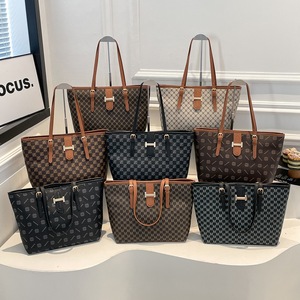 Borsa Tote da Donna in Pelle PU Premium con Manico Morbido, Chiusura a Cerniera e Tracolla Staccabile - Product Image 1