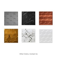 Panel Dinding 3D PVC Putih Matte Desain Sarang Lebah Kustom Pabrik 50x50 untuk Interior Bar Komersial