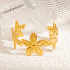 Floral Patchwork <b>Bracelet</b> 18k <b>Gold</b> Plated <b>Adjustable</b> Women's Jewelry Fashion Accessory - Product Image 2