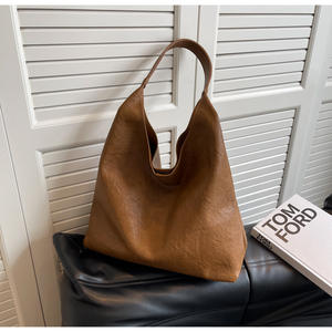 Borsa a secchiello da donna grande capacità, in PU, stile retrò europeo-americano, monospalla, senza chiusura, senza fantasia, Inverno <span class=keywords><strong>2023</strong></span> - Product Image 6