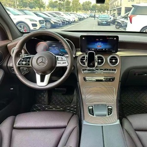 <span class=keywords><strong>Mercedes</strong></span>-Benz d'occasion <span class=keywords><strong>2022</strong></span>, SUV essence, conduite à gauche, boîte automatique, moteur turbo, sièges en cuir, caméra de recul, toit panoramique foncé, R19 <span class=keywords><strong>GLC</strong></span> - Product Image 4