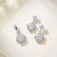 Kalung Liontin Zirkon Bulat Empat Kelopak Bunga Elegan ZG Set Perhiasan Kuningan Anting Gantung untuk Wanita
