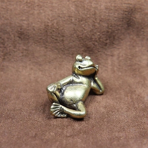 Patung Katak Hewan Kuningan Mini Retro LUCKY, Ornamen Lucu untuk Rumah atau Kantor, Patung Dekoratif yang Indah - Product Image 6