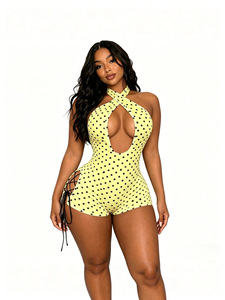 Mono corto de moda urbana europea y americana para mujer, con estampado de lunares, cuello halter, escote pronunciado y espalda descubierta - Product Image 4