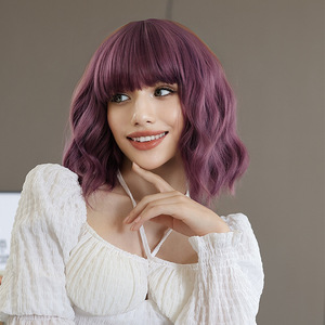 Perruque synthétique courte bouclée pour femme, style européen et américain, avec <span class=keywords><strong>frange</strong></span> droite, résistante à la chaleur, pour usage quotidien – Vente chaude transfrontalière - Product Image 1