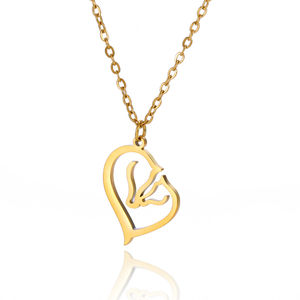 Bijoux en acier inoxydable <span class=keywords><strong>de</strong></span> haute qualité élégant or argent coeur creux <span class=keywords><strong>dessin</strong></span> <span class=keywords><strong>Simple</strong></span> collier pendentif <span class=keywords><strong>cheval</strong></span> à Double tête - Product Image 1