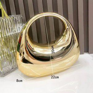 Nuove <span class=keywords><strong>borse</strong></span> e <span class=keywords><strong>borse</strong></span> da sera dorate <span class=keywords><strong>borse</strong></span> a tracolla firmate di lusso moon <span class=keywords><strong>bag</strong></span> per festa di nozze rotonde in acrilico lucente borsa pochette - Product Image 4