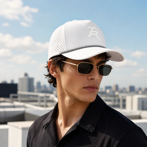 Casquette de golf 5 panneaux en silicone avec logo personnalisé, haute qualité, faible MOQ, sangle réglable, séchage rapide, ventilée, pour hommes - Product Image 6