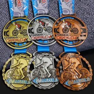 Fabrikant Op Maat Medailles En Trofeeën Sublimatie Blanco Logo Zinklegering Race Gouden Award Medaille Custom Sport Metalen Medaille