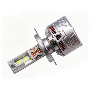 Ampoule de phare LED pour voiture 200W H4 H7, ampoule LED universelle pour l'éclairage automobile - Product Image 4