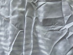 Dệt <span class=keywords><strong>Satin</strong></span> Sọc giá rẻ, mềm mại và nóng bán vải <span class=keywords><strong>polyester</strong></span> 100% như bông, cho bộ đồ giường Set, tấm bộ đồ giường khách sạn Trắng - Product Image 2