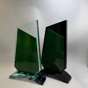 ถ้วยรางวัลฐานแก้วมรกตทรงคลื่นสุดหรูสำหรับมอบรางวัลองค์กร - Product Image 6