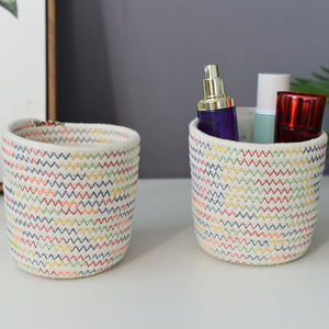 Boîte de rangement tressée de style Instagram pour dortoirs, salons, bureaux, porte-cosmétiques, porte-stylos, paniers de rangement - Product Image 1