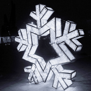 Đèn trang trí LED hình bông tuyết lớn 3D với các tùy chọn màu trắng mát hoặc trắng ấm có thể tùy chỉnh - Product Image 5