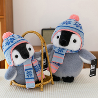Peluche Pingouin Esthétique pour Adultes, Doux Jouet en Peluche avec Écharpe et Chapeau, Jouet Apaisant et Câlin pour Soulager le Stress