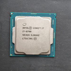 Procesador de Escritorio Usado Core I7-8700 de 3.2 GHz y 6 Núcleos (LGA1151, SR3QS) 1. Procesador I7-8700 Usado - Product Image 2