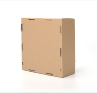 Boîte cadeau en carton blanc haut de gamme en gros, design personnalisé, matériaux recyclés écologiques, revêtement UV, boîte cadeau pliable avec insert