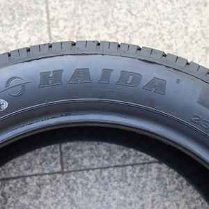 <span class=keywords><strong>Pneu</strong></span> de voiture écologique HAIDA HD668 205/50R16 205/65R16, usure uniforme, excellente performance sur le goudron, économique pour les voitures familiales ordinaires - Product Image 3
