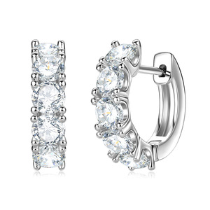 Boucles d'oreilles créoles en moissanite VVS1 couleur D taille brillant avec certificat GRA, plaqué or 14K, bijoux tendance pour femme, idéales pour le bureau et le quotidien - Product Image 1