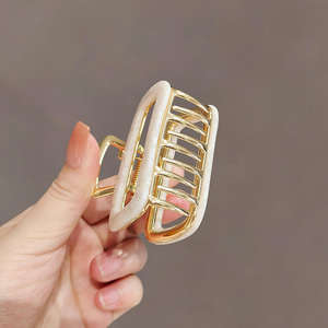 Pinza de pelo de aleación Simple mediana de acetato de 6,5 cm Clip de tiburón de ácido acético rectangular francés Clip de garra cuadrada de Metal hueco extravagante - Product Image 4