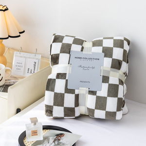 Checkered Flannel Printed Blankets, Coral Fleece Blankets, <strong>Bed</strong> Sheets, <strong>air</strong> Conditioning Gift Blankets Wholesale - Product Image 5