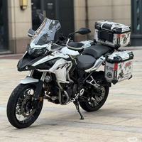 Moto d'occasion à essence Benelli TRK 502X ADV, moteur bicylindre 500cc, réservoir 20L, ABS double canal